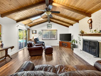 1065 Edwina Ave, Central Pt, OR, 97502