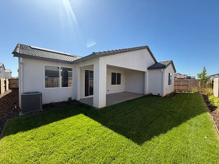 10350 Ducasse Way — Photo 4