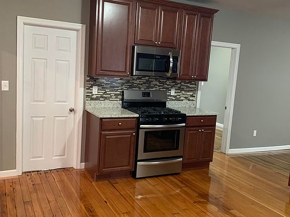 2nd image of 26 Hawkins St APT 1