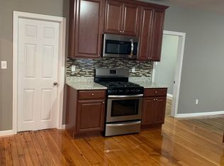 26 Hawkins St APT 1, Providence, RI 02908