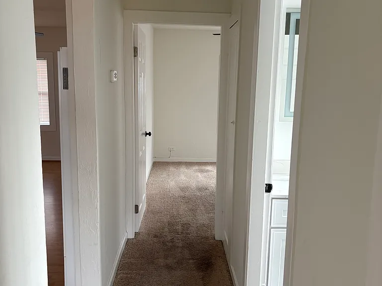 90 Malicoat Ave — Photo 7