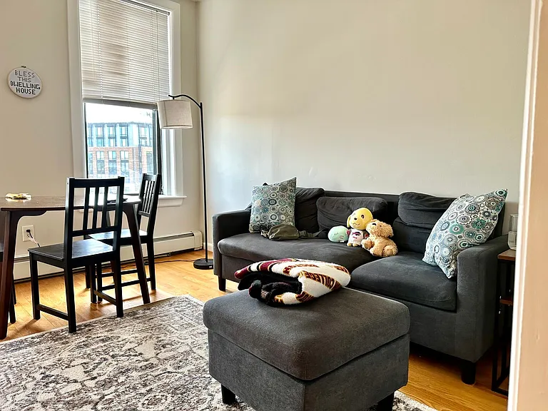 1950 Beacon St #3 — Photo 14