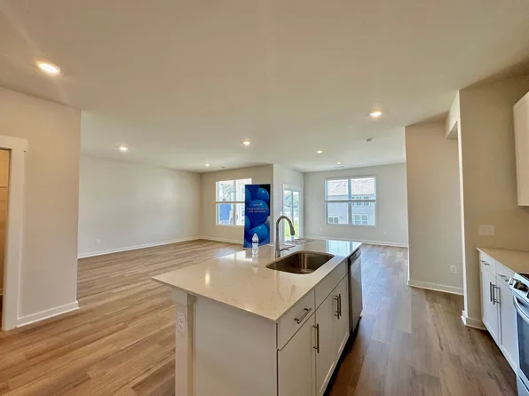 635 Trevino Way, Spring Hill, TN 37174