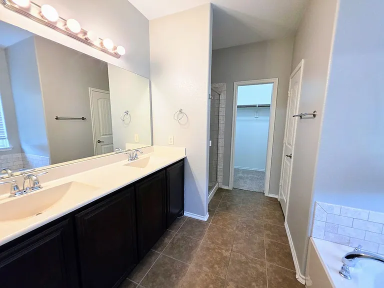 1809 Rodeo Dr — Photo 13