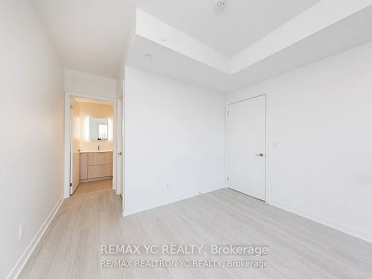 185 Alberta Ave #805 — Photo 14