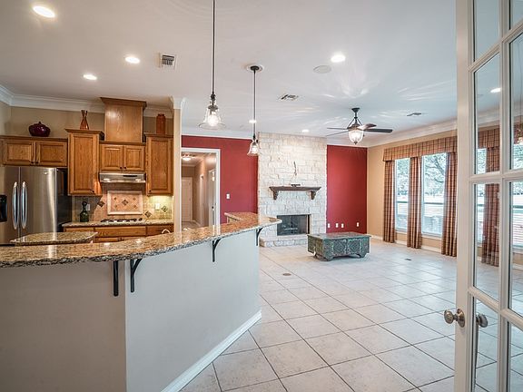 5th image of 4825 N Bentwood Dr