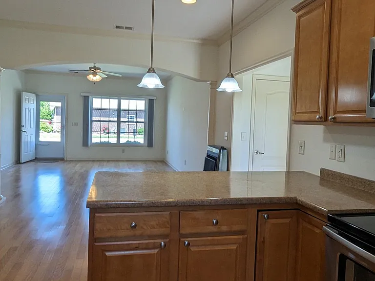 132 Judson Way — Photo 8