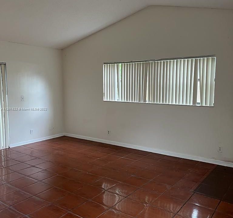 1st image of 8610 NW 52nd St