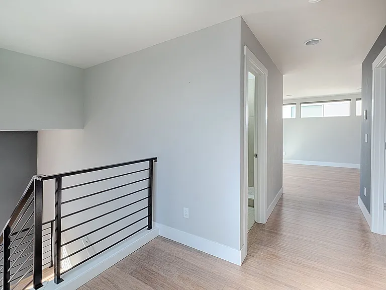 5028 Puget Blvd SW — Photo 27