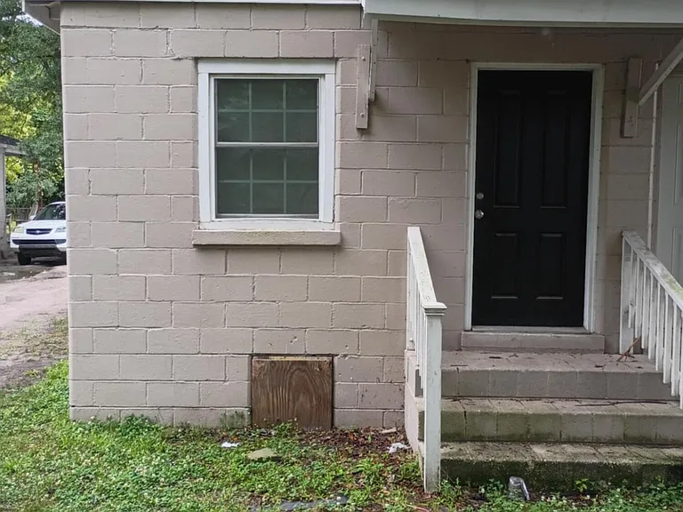 803 Rountree St NE — Photo 8