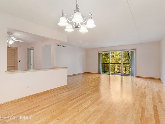 3rd image of 5340 N Lowell Ave APT 308