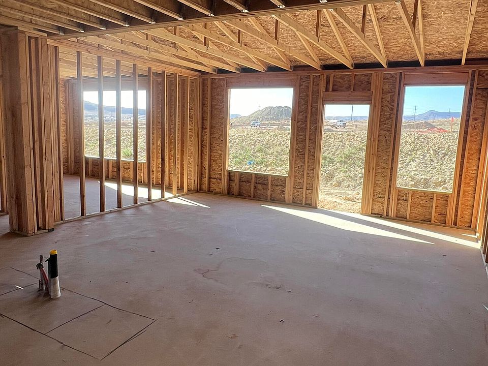 2nd image of 2358 E Luciano Ln