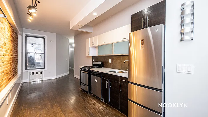 Rented by Nooklyn NYC LLC | media 4