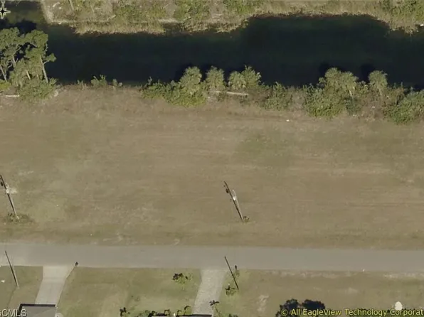 1717 NE 33rd Ter, Cape Coral, FL 33909