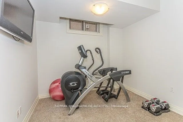 21 Dunblaine Ave — Photo 17