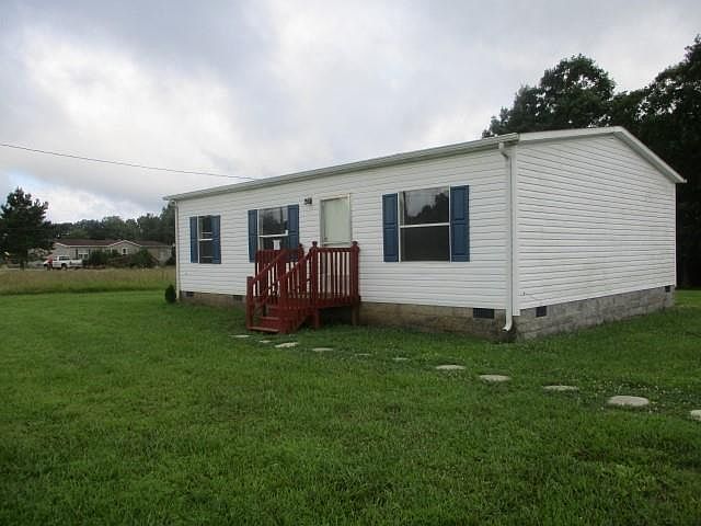 1st image of 196 Pioneer Dr