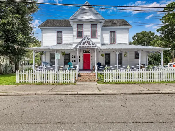 304 SW 3rd St, Gainesville, FL