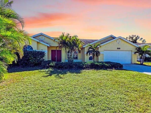 4581 E Dover Street Cir, Bradenton, FL 34203