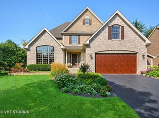1019 Frances Ct, Naperville, IL 60563
