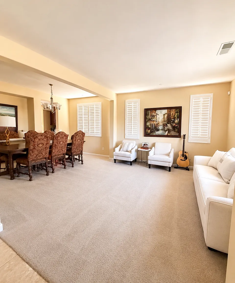 4 bed, 2.5 bath, 2680 sqft, $5,200 — Photo 2