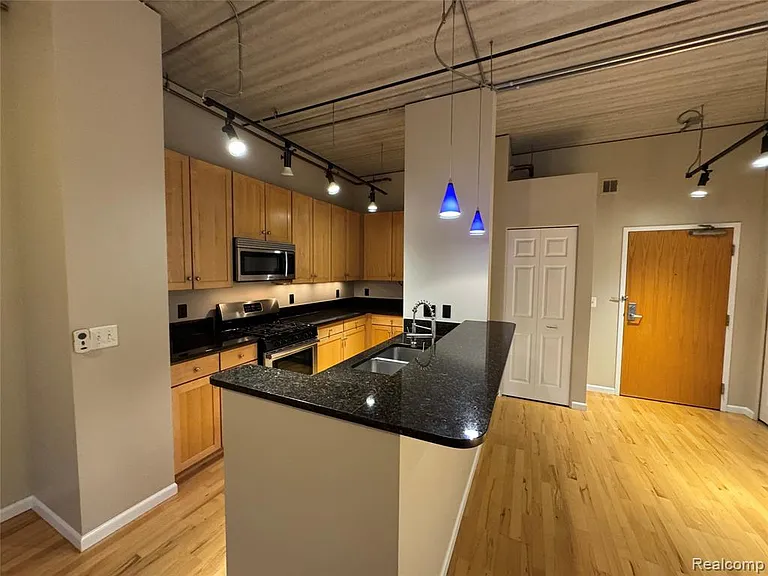 101 S Union St #207 — Photo 13