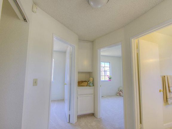 4th image of 189 Banana Grove Ln