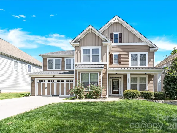 2309 Riverbank Rd, Waxhaw, NC 28173