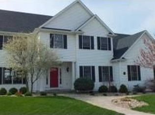 3078 Marynoel Ave, Bettendorf, IA 52722