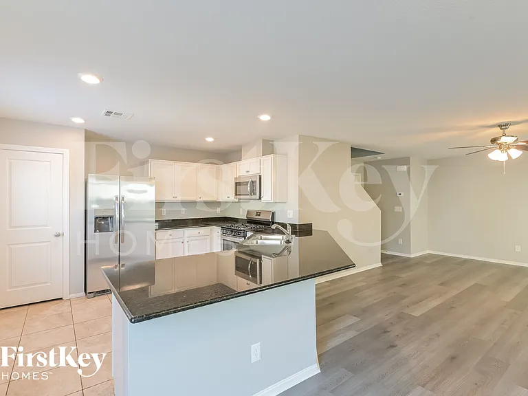9312 Colinton Ct — Photo 5