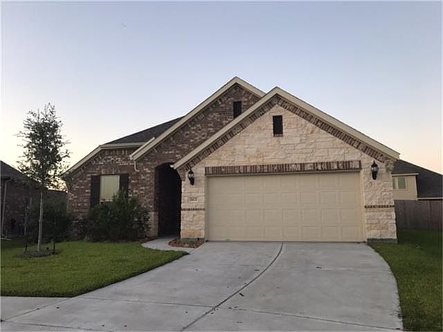 1st image of 1421 Travis Bluff Ct