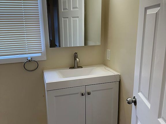 5th image of 1725 N Caroline St #D