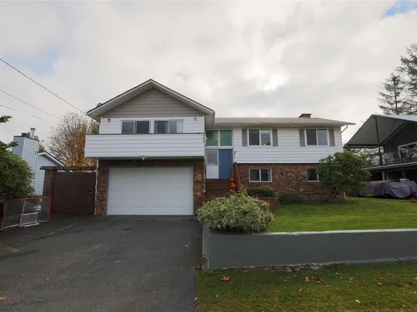 363 Englewood Dr, Pt McNeill, BC V0N 2R0