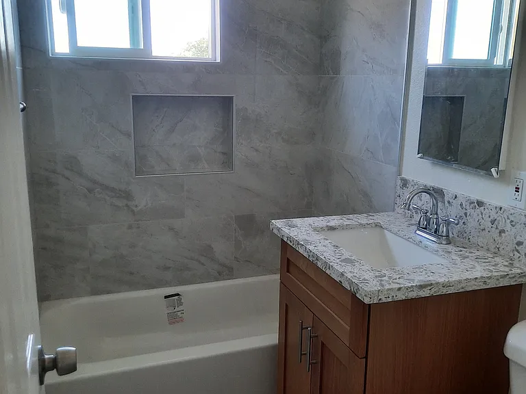 1435 Marquette St — Photo 5