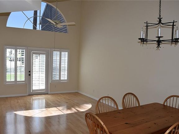 3rd image of 2605 Ocean Dr