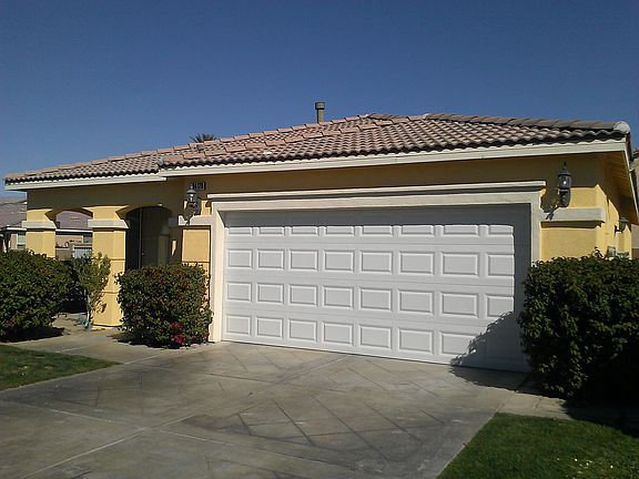 2nd image of 44170 Calle Luna