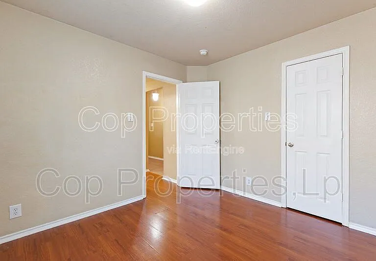 9179 Everton — Photo 11