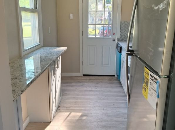 121 Midway Oval #121