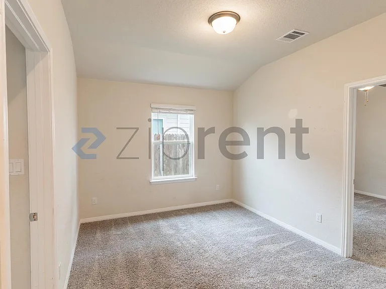 213 Ethan Run — Photo 11