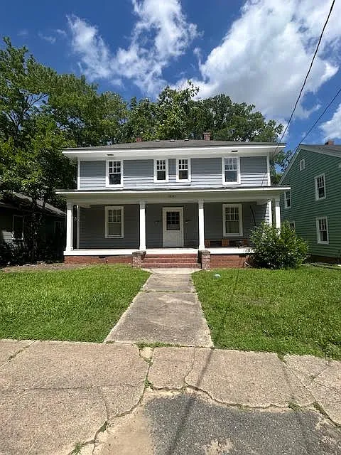 2 bed, 972 sqft, $1,395 — Photo 1