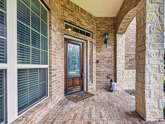 3rd image of 16810 Violet Trace Ct