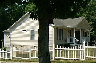2nd image of 2121 Olive Dr