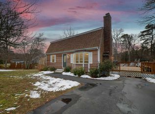 44 County Rd, Mashpee, MA 02649