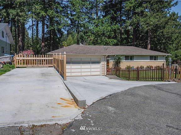 3rd image of 9107 109th St SW