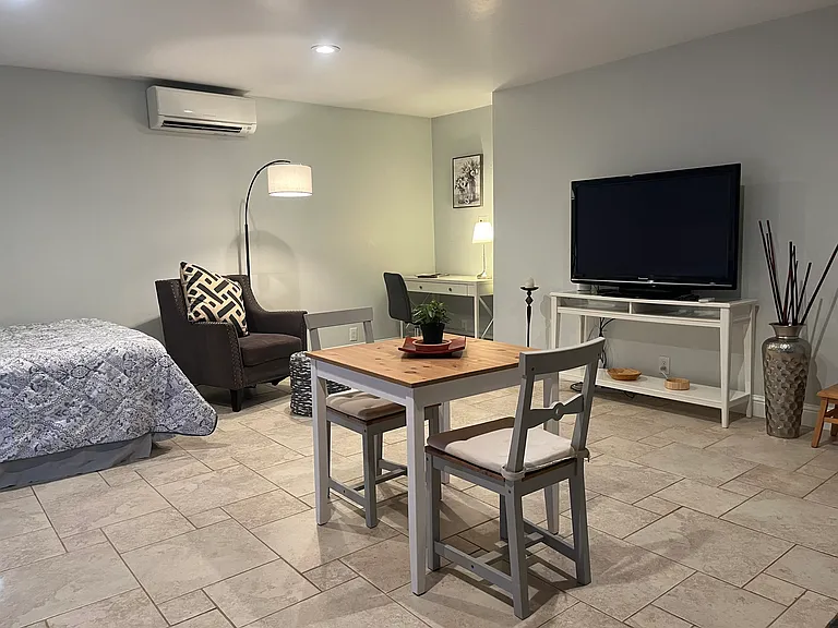 Sierra Oaks Dr — Photo 3