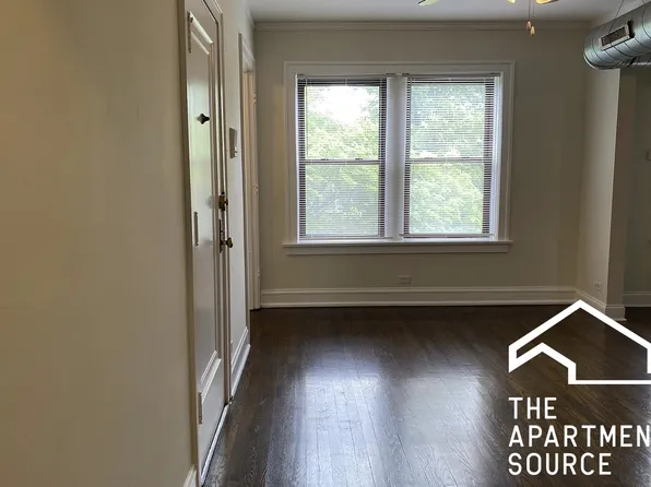 1255 W Henderson St #3, Chicago, IL 60657