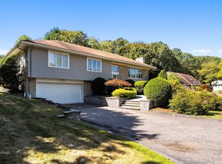 10 Idylwilde Rd, Lexington, MA 02421