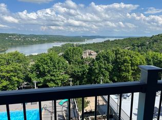 2 Treehouse Ln APT 8, Branson, MO 65616
