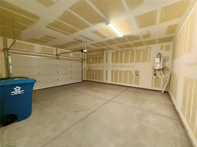 728 Wild Highlands Ln — Photo 25