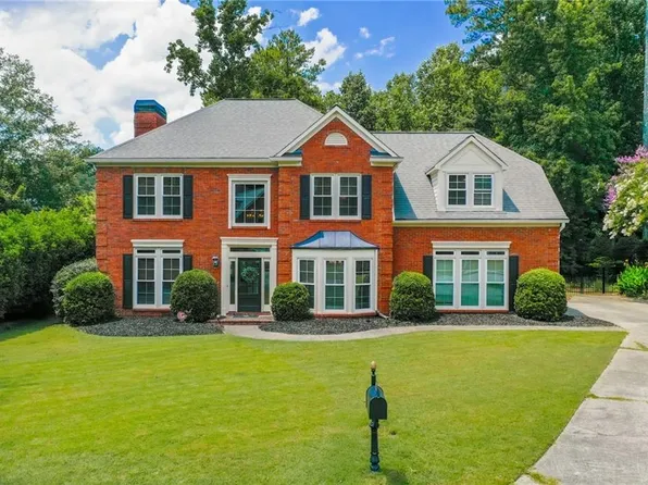 6214 Poplar Bluff Cir, Peachtree Corners, GA 30092