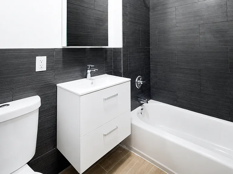 907 Jefferson Ave #3 — Photo 7